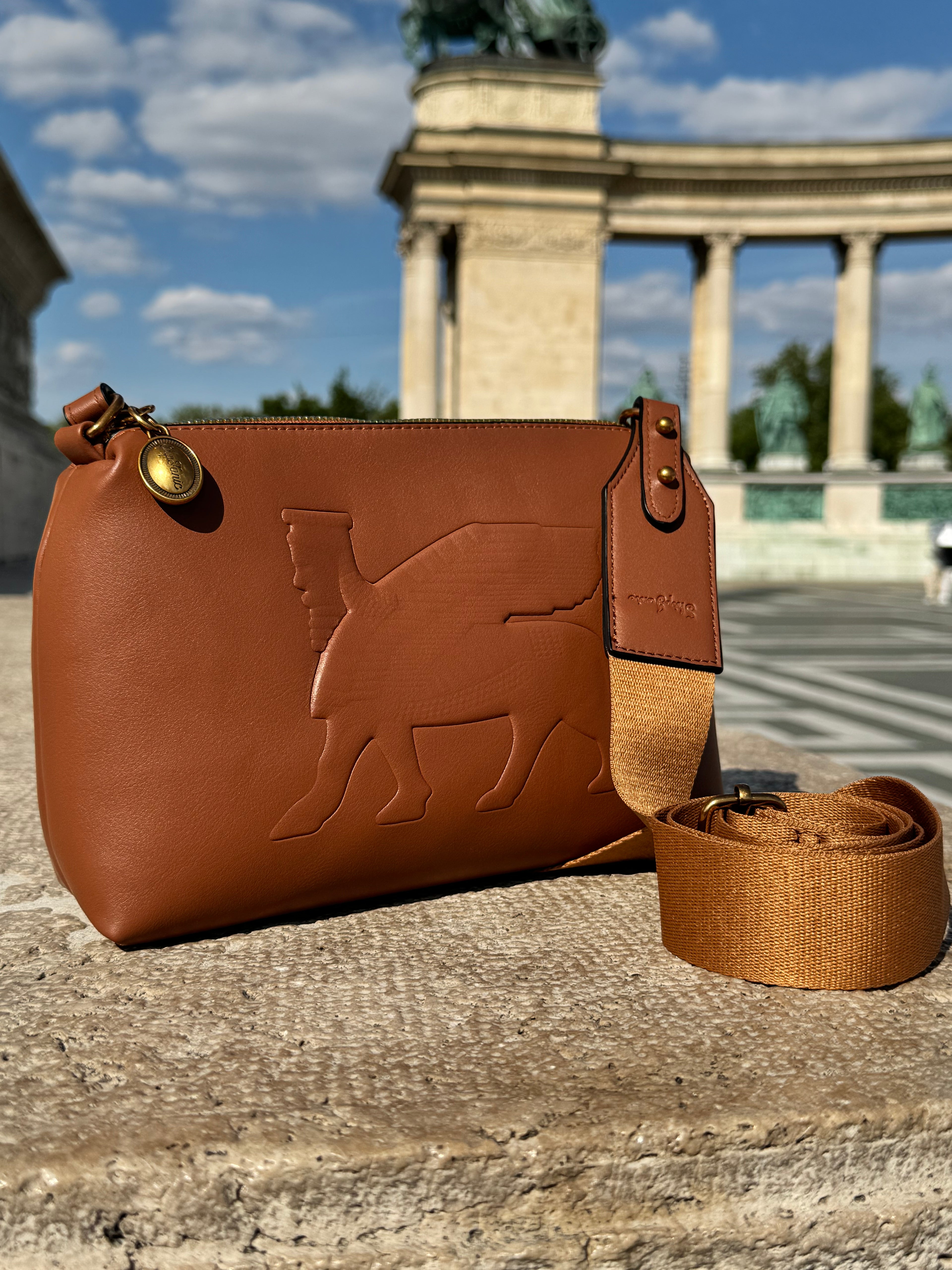 Chapter One Summer Handbag